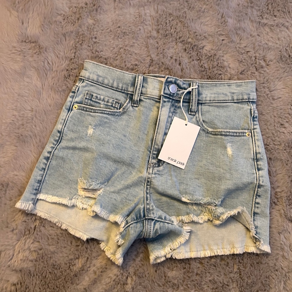 Sneak Peak Vintage Jean Shorts In a size Small